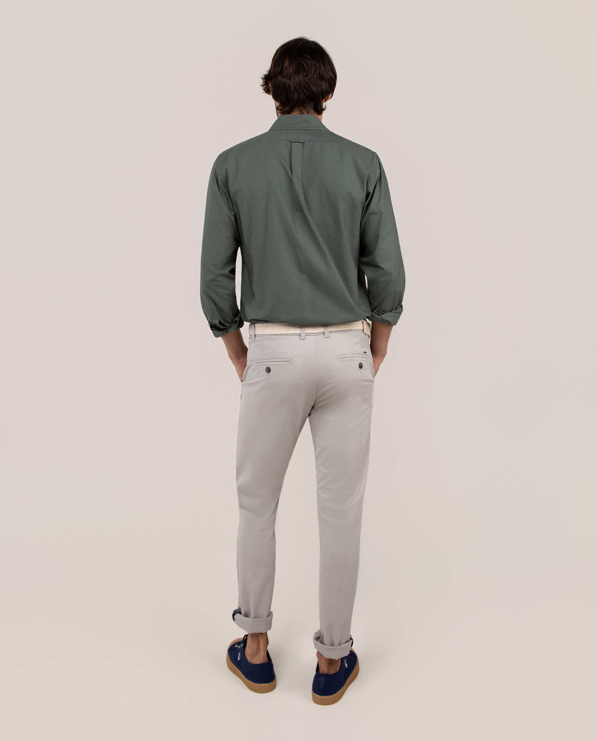 Pantalón Chino Básico Gris