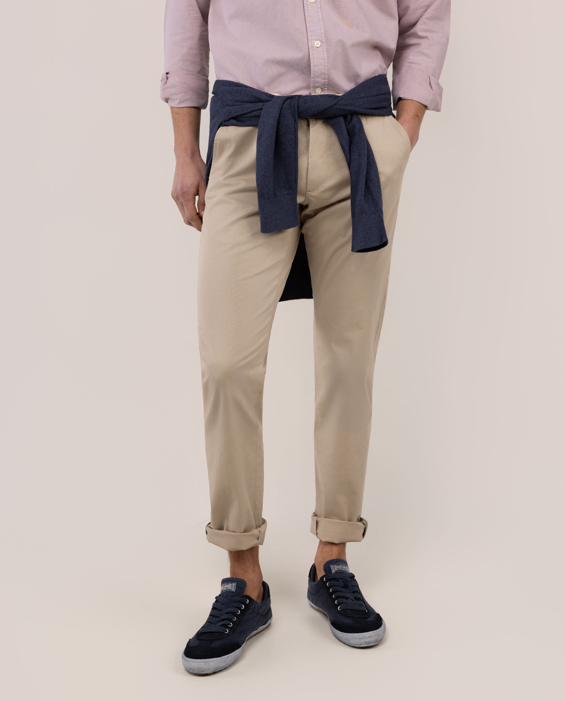 Pantalón Chino Básico Tostado