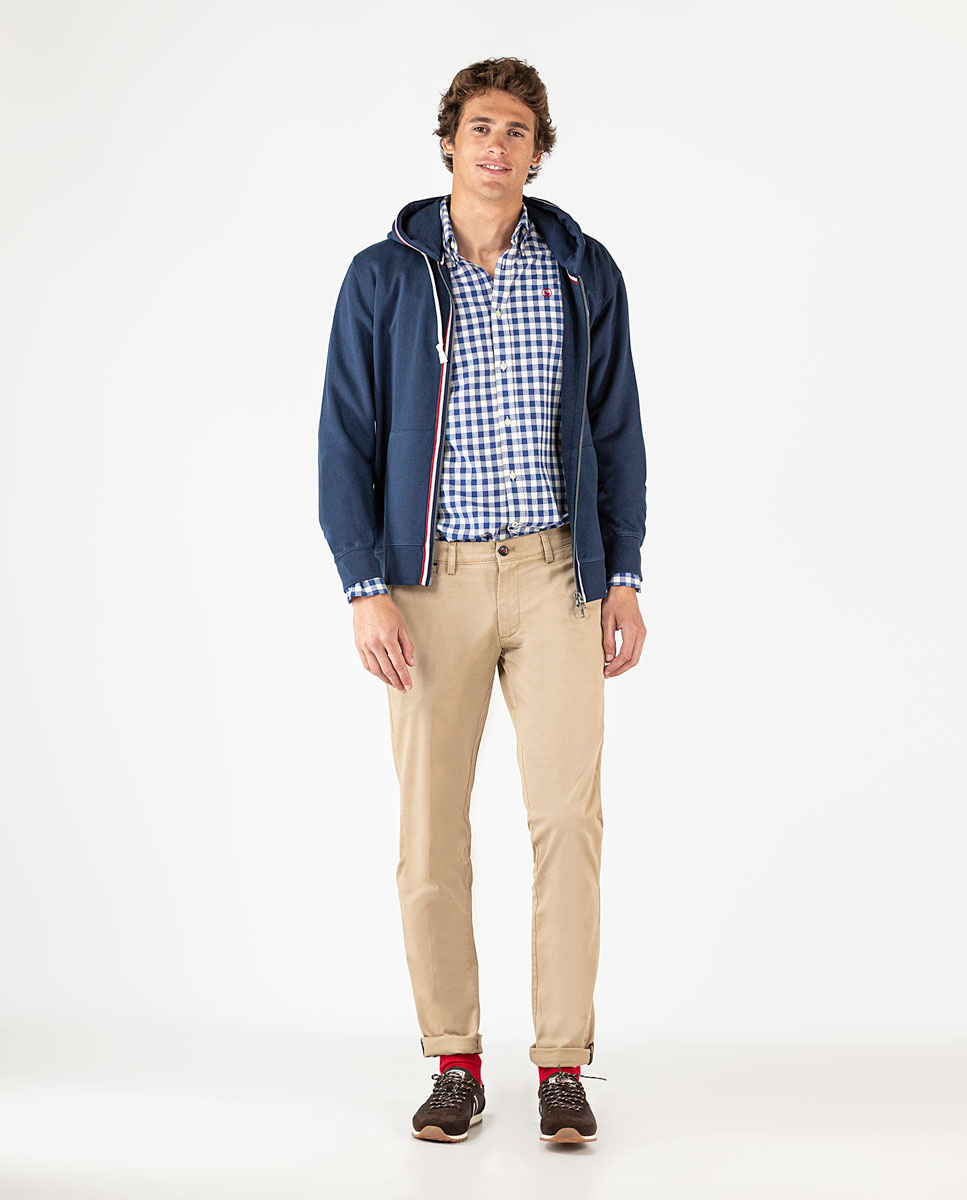 Pantalón Chino Básico Beige