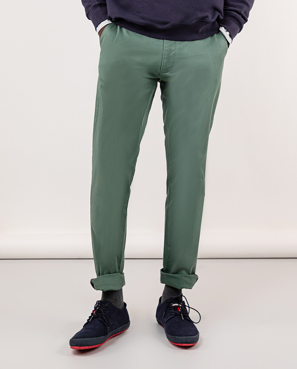 Pantalón Chino Básico Verde