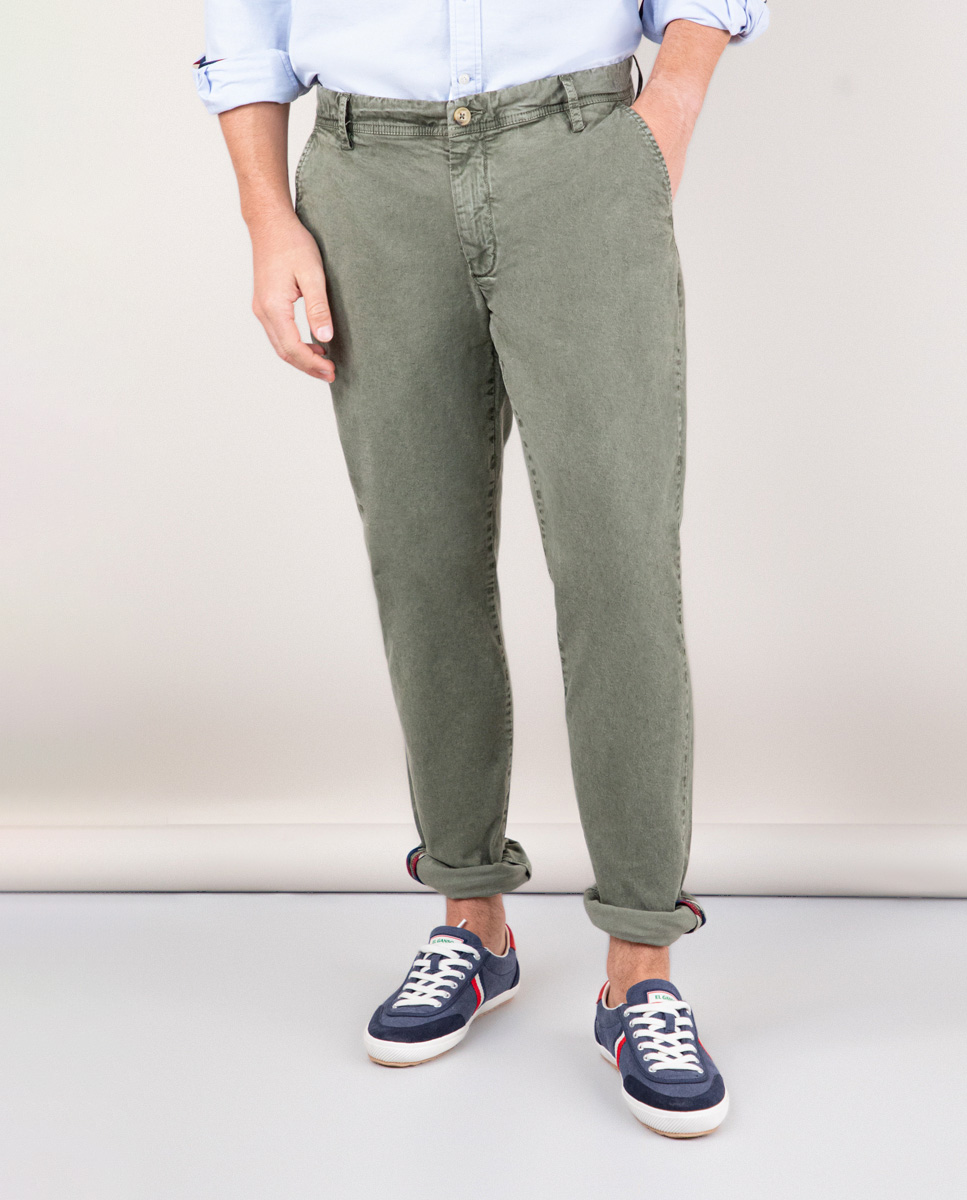 LATAM Basic Green Chinos
