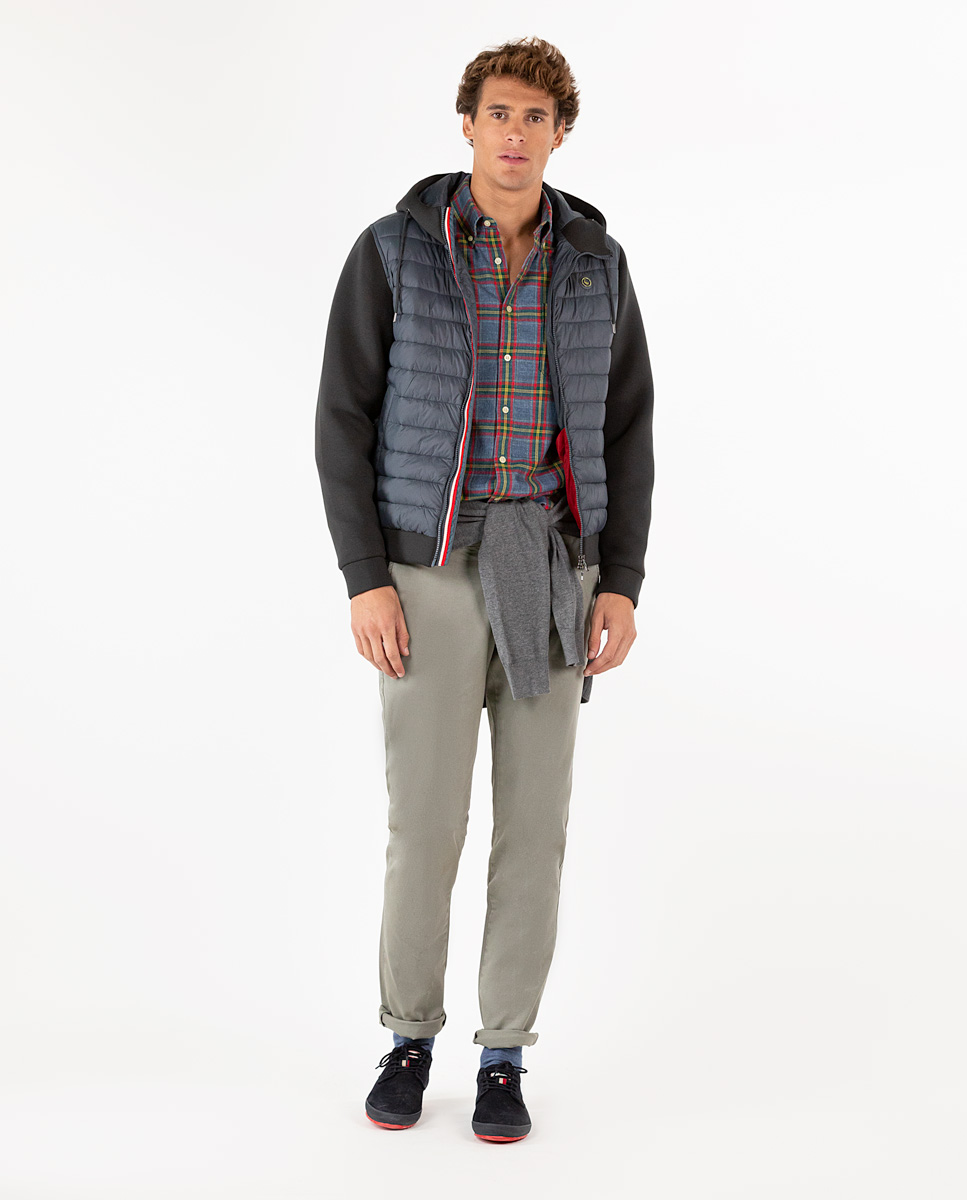 Cazadora Capucha Mangas Neopreno Gris