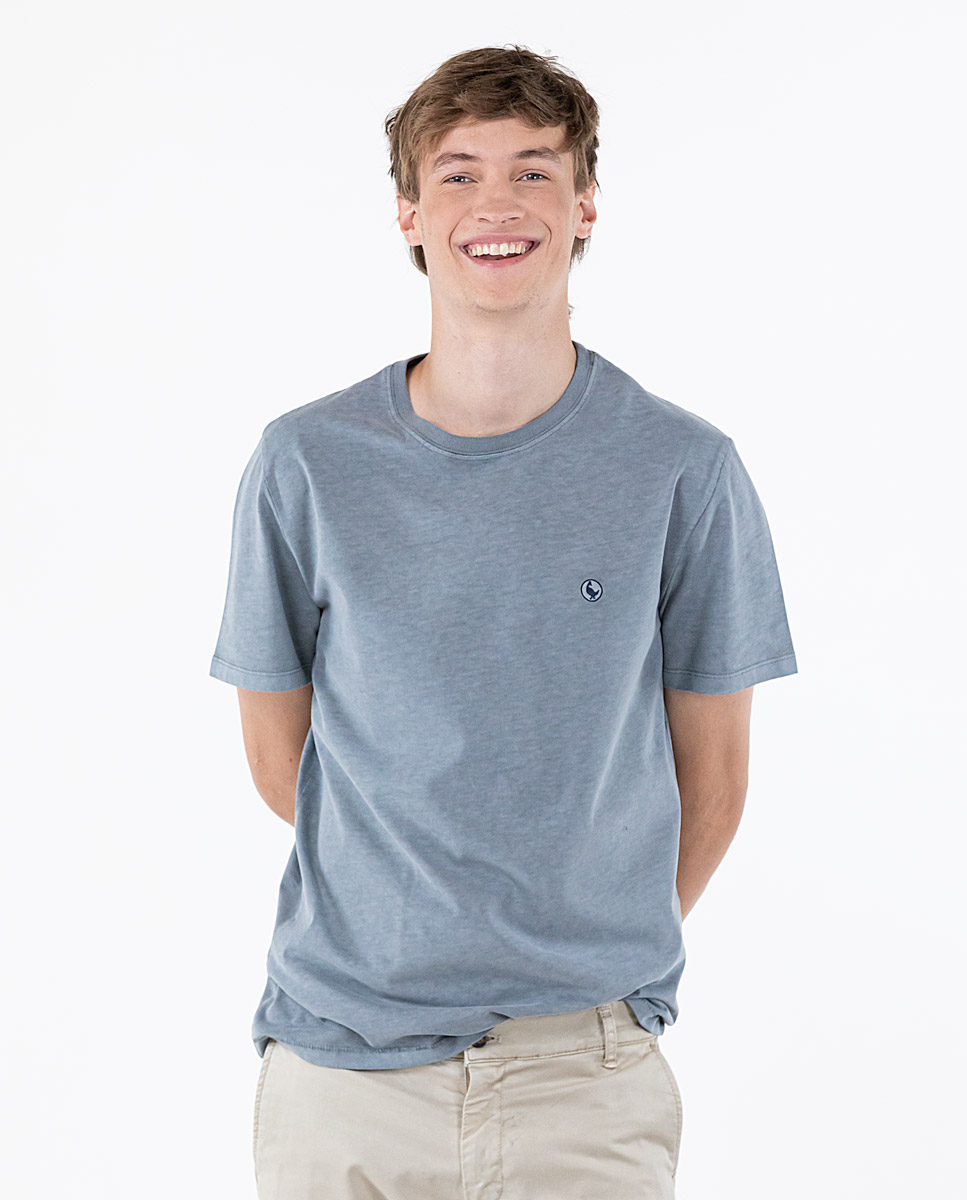 Camiseta Cuello Caja Gris