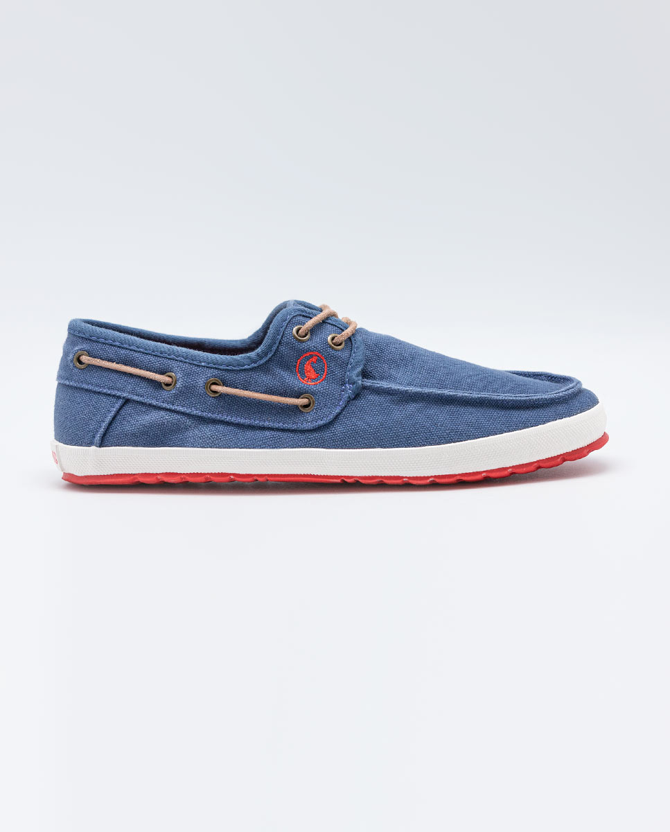 Blue Canvas Deck Derby