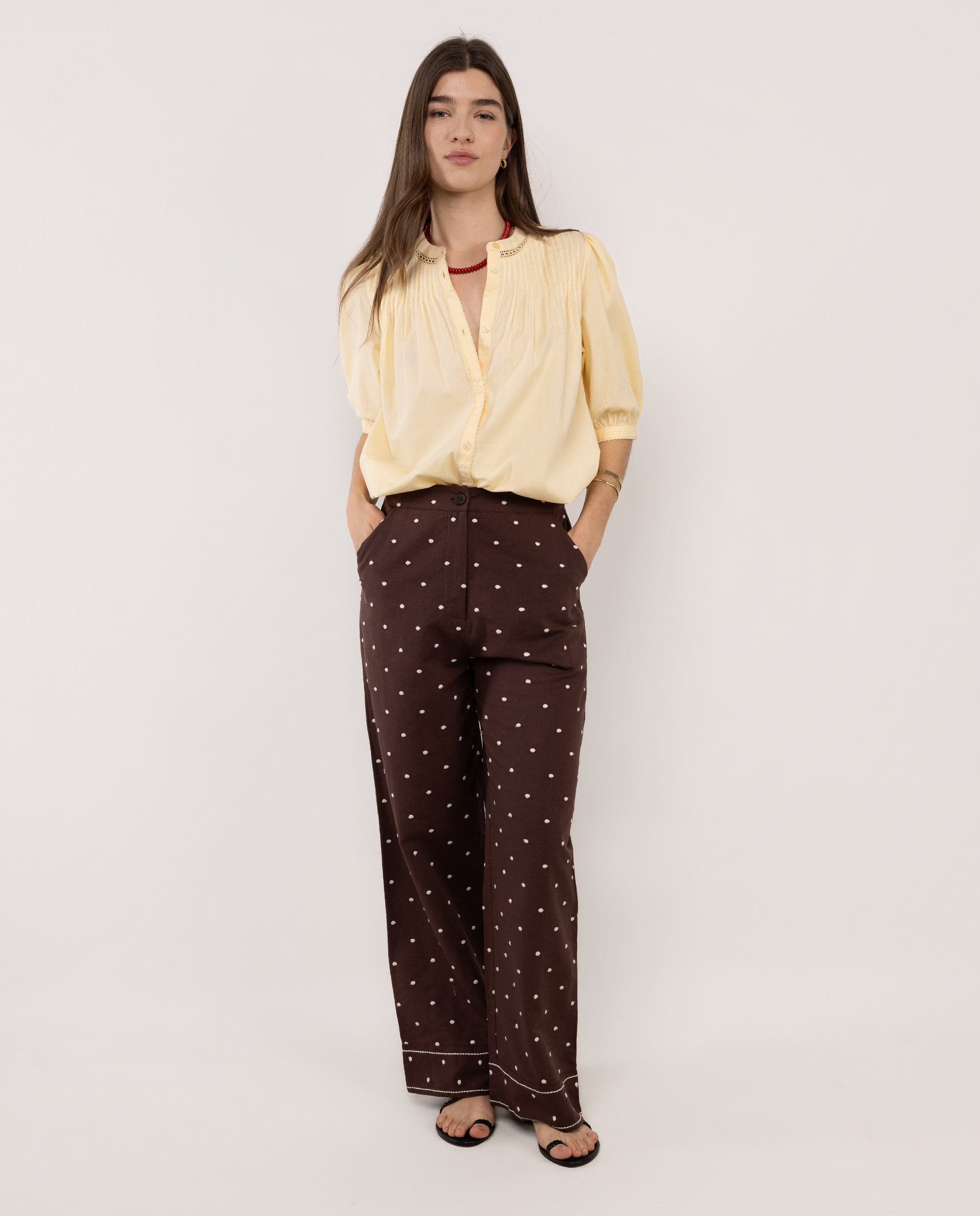 Pantalón Nina Bordados Marrón
