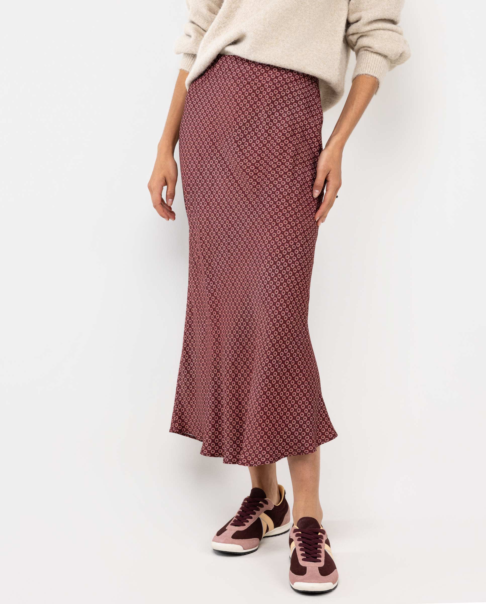 Navy Skirt W Box Pleats