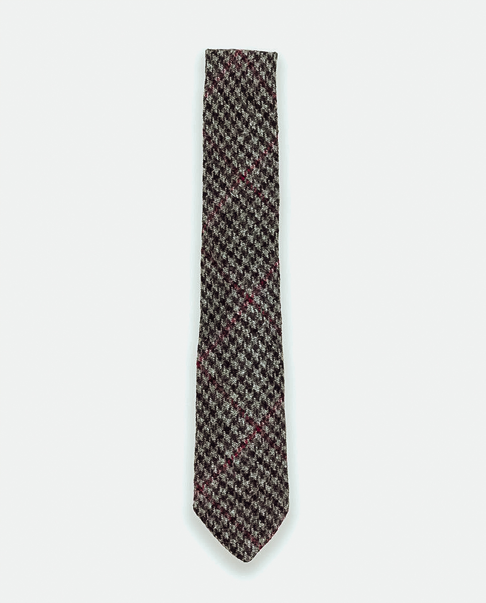Grey Houndstooth Tie W/Red Outline